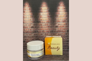 New Sunscreen Astaxantin UV A &amp; B Protection