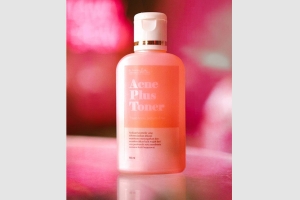 ACNE PLUS TONER